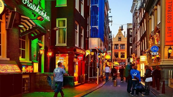 Private Amsterdam Red Light District and Food Tour