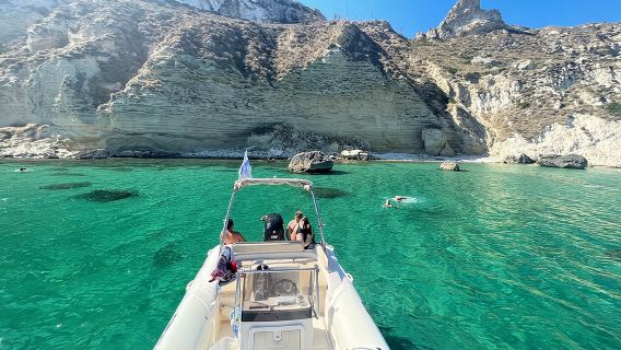 Boat Tour at Devil's Saddle: 4 Swim Stops, Snorkeling & Prosecco