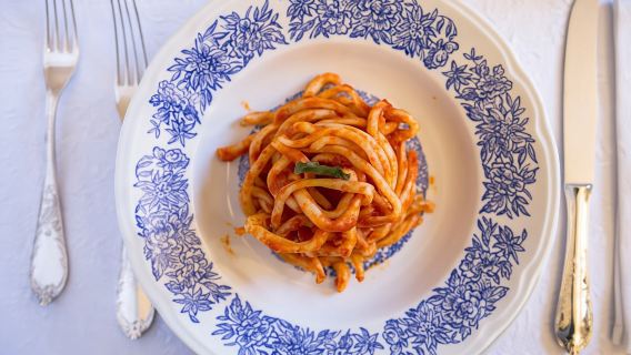 Cooking class and tasting at a Cesarina's home in Montepulciano