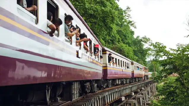 【私人導覽】曼谷出發◆北碧桂河大橋+死亡鐵路+巨型雨樹一日遊