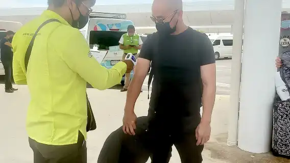 Arrivals by Black Luxury Van wi fi aboard from Cancun Airport