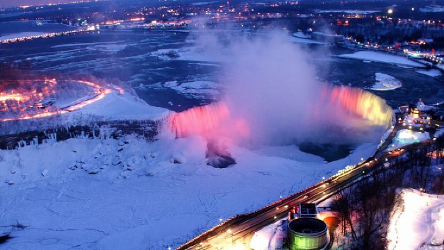 มิสซิสซอกา: ทัวร์น้ำตกไนแองการาหนึ่งวันพร้อมล่องเรือ