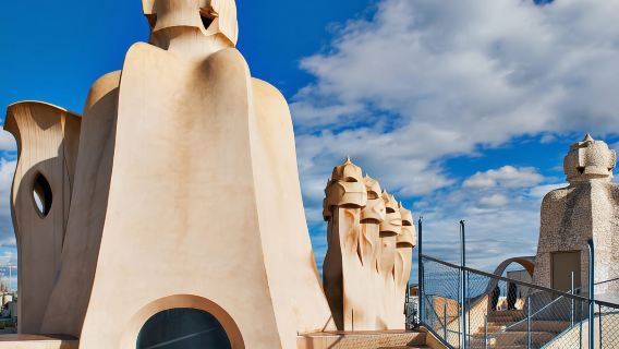 Barcellona: tour del genio di Gaudí e degli architetti modernisti