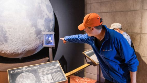 Los Angeles, Amerika│Lawatan Mendalam ke Balai Cerap Griffith dalam Bahasa Inggeris Pakej Berkumpulan|Perjalanan boleh disesuaikan dan sewaan peribadi