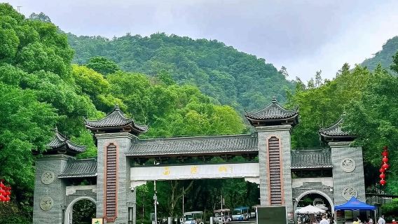 佛山祖廟+醒獅表演+佛山嶺南新天地+西樵山+私家小團上門接駁一日遊