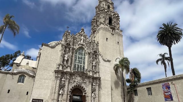 美國洛杉磯-聖地亞哥-勝利之吻-行程可調【中文包車自由行】