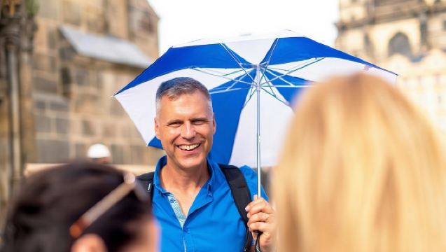 Prague Walking Tour of Old Town, Charles Bridge and Prague Castle