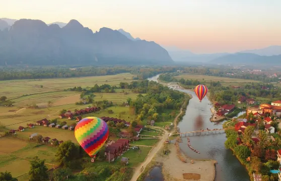 萬榮乘熱氣球30分鐘熱氣球機票+萬榮市內接送成人