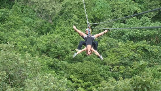 Zipline-Abenteuer, Tierpark, Inselrundfahrt und Strandurlaub