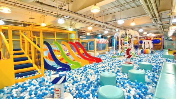 [Taipéi Kaohsiung|Entrada familiar para el parque de juegos Ai Paradise