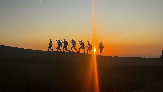 4-stündige Wanderung zu den goldenen Schatten im Paracas-Nationalreservat