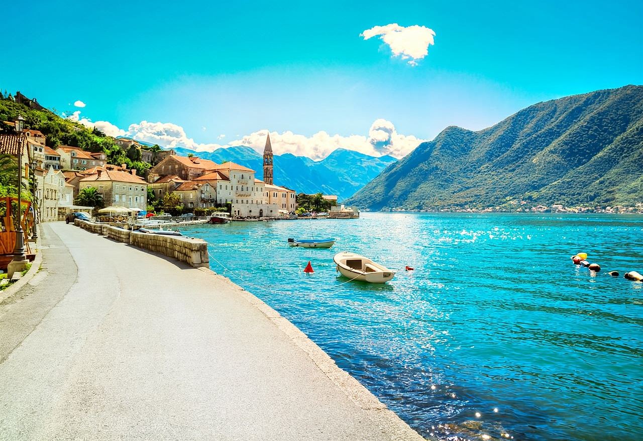 コトル湾-ブルーケーブスピードボートクルーズ3H