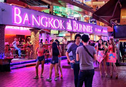 Bangkok Nana Plaza + Soi Cowboy Night Tour [Free Local Beer]
