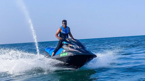 Dubai : Jet Ski Ride to Burj Khalifa & Burj Al Arab with Juice 7