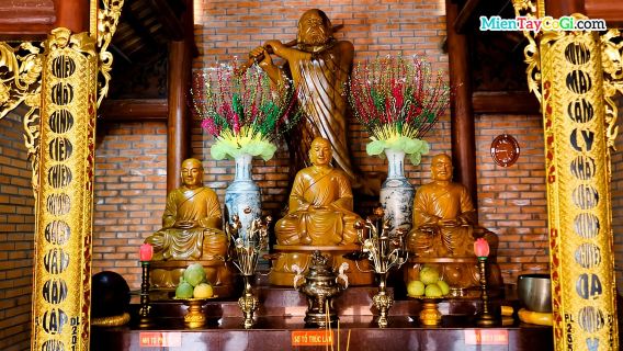 Từ HCM/Cần Thơ: Bình minh ở Chợ Nổi & Thiền Viện