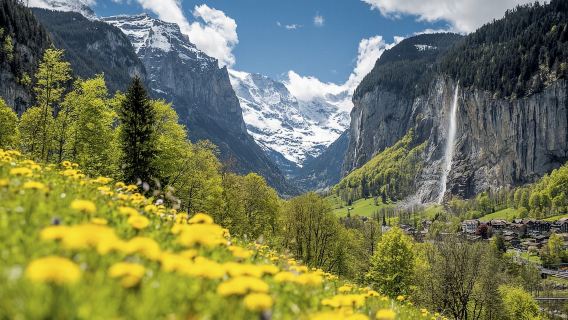 Dari Interlaken: Perjalanan Sehari ke Jungfraujoch dengan Bus dan Kereta Api