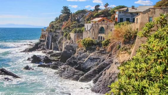 包車串聯熱那亞水族館、聖洛倫佐大教堂、費拉里廣場、羅利宮