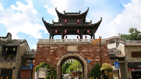 Shenzhen citywide|Multilingual guide|Translation|Customized car and driver|Meeting|Business|Team Building Activity Customization Service. Contact Customer Support for inquiries.