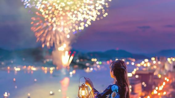 ทัวร์หนึ่งวันชมดอกไม้ไฟที่ทะเลสาบโทยะและทะเลสาบชิโกะสึ ฮอกไกโด ญี่ปุ่น พร้อมไกด์คนขับรถภาษาจีน/อังกฤษ