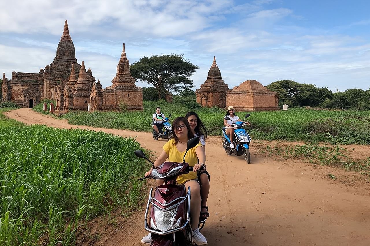 電動バイクで行くバガン一日観光プライベートツアー（送迎付き）