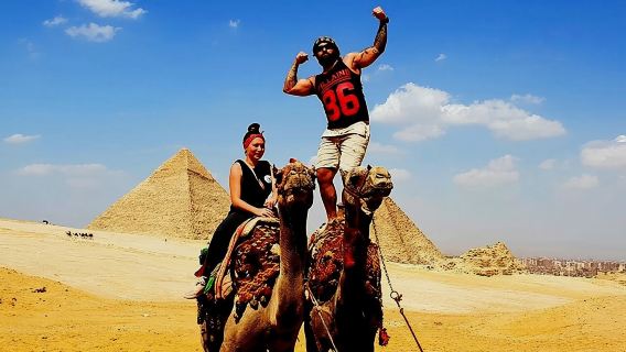 Tour di un giorno intero alle piramidi di Giza, Dahshur e Saqqara con pranzo in cammello