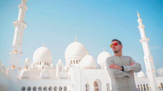 Desde Abu Dabi: Gran Mezquita, Palacio Qasr Al Watan y Torre Etihad