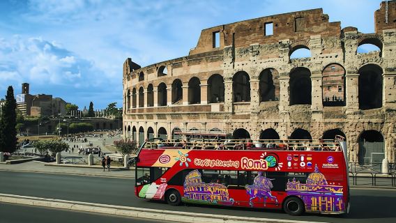 Rome Hop-On Hop-Off Tour with Train Transfer from Civitavecchia