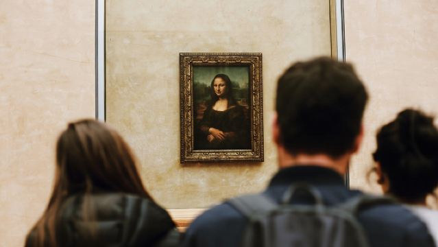 Louvre Museum Paris Essential Guided Tour Semi-Private 6ppl Max