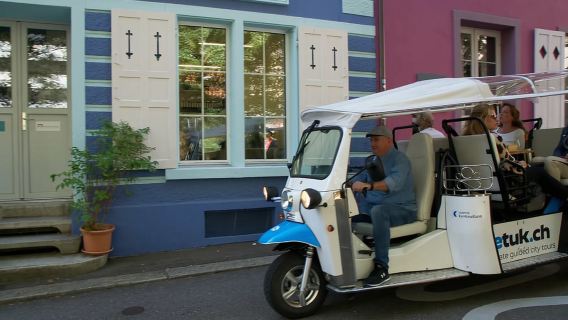 Luzern: Stadtrundfahrt im eTukTuk
