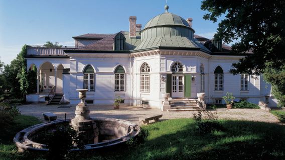 Viena: Entrada al castillo de Geymüllerschlössel