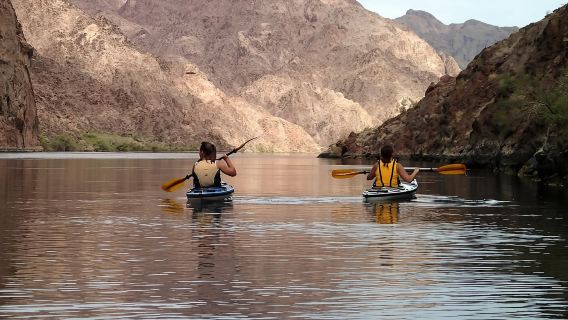 Río Colorado: recorrido en kayak con remo hacia el sur por el Cañón Negro