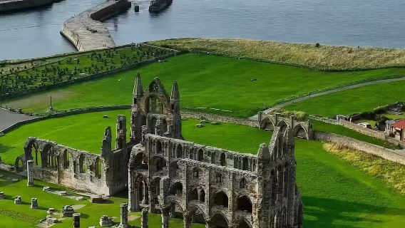 曼徹斯特來回：吸血鬼故鄉哥特小鎮——惠特比+鹽燒小鎮