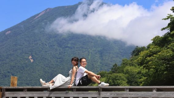 Travel photography in Nikko, Japan[1 hour of shooting by a local professional photographer · Photos will be available within 7 days · More than 100 photos]