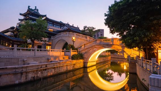 ทัวร์ส่วนตัวกว่างโจวพร้อมไกด์ 1 วัน อาสนวิหารพระหฤทัยฉือซี ห้องโถงบรรพบุรุษเฉิน ซาเมียน หยงชิงฟาง สถาบันการทหาร Whampoa อนุสรณ์สถานสถานที่เดิม