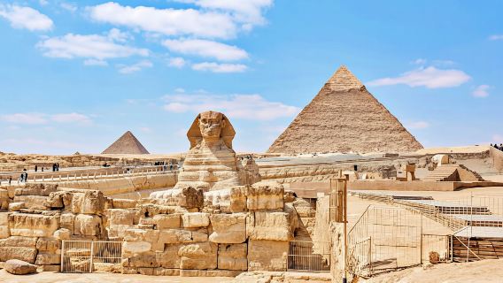 Cairo's Highlights Tour from Luxor with First-Class Train Tickets