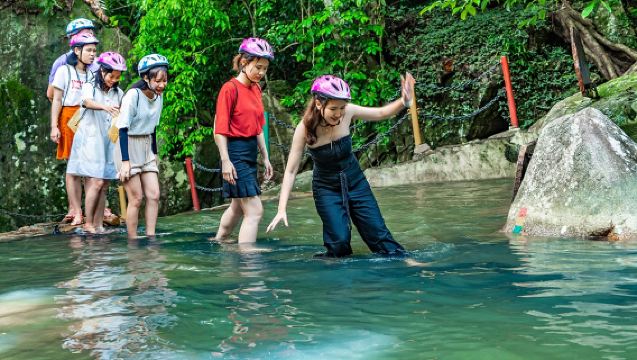 三亞呀諾達熱帶雨林一日遊丨含門票+雙程纜車丨黎家宴丨踏步戲水