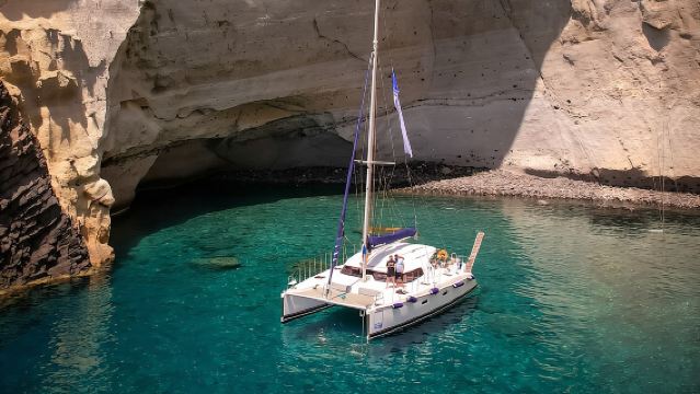 Catamaran Full-Day of Milos and Poliegos With Lunch & BBQ 