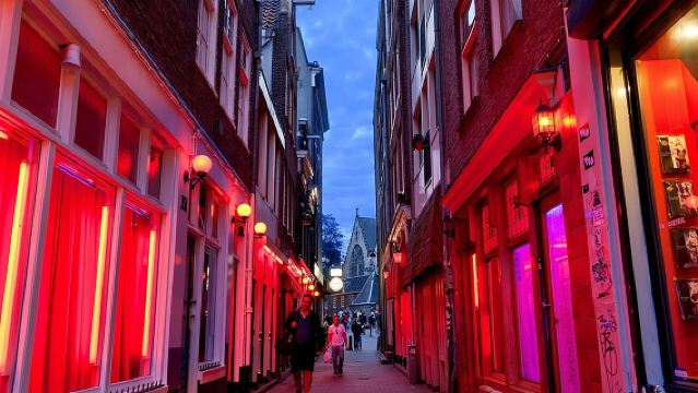 Private Tour: The Dark Side of Antwerp
