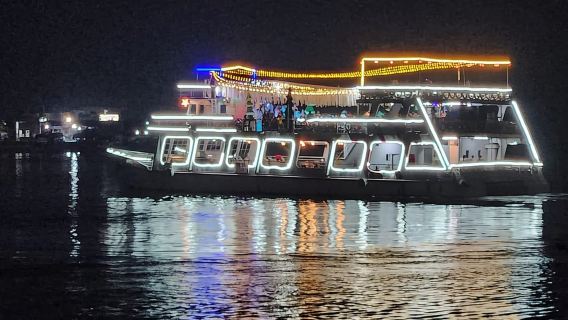 Goa: Dinner Cruise Party with Hotel Transfer Option