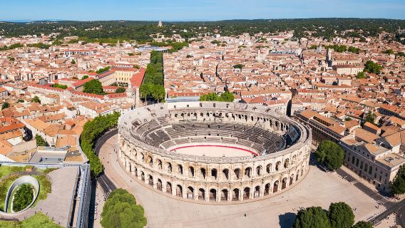 Nimes: Vé tham quan Đấu trường La Mã cổ đại & Tour tham quan Phố cổ bằng âm thanh