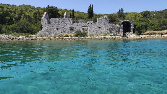 Từ Trogir: Tour du thuyền ngắm cảnh có hướng dẫn kèm đồ uống