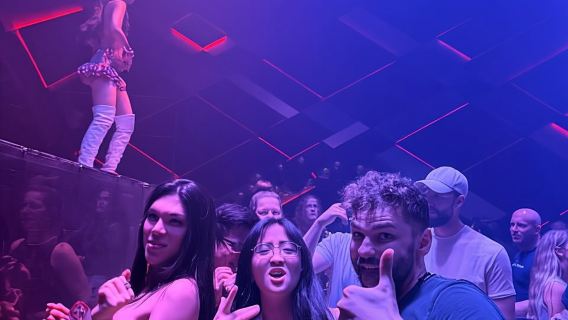 Bangkok: Soi Cowboy, Nana, Soi 11, Rooftops, Clubs & Go Go's