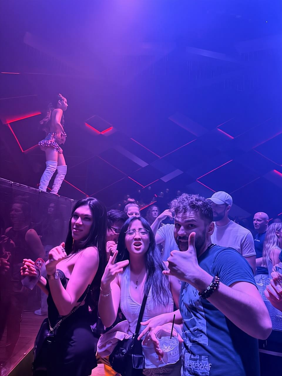 กรุงเทพฯ: ซอยคาวบอย, นานา, ซอย 11, รูฟท็อป, คลับ และโกโก้