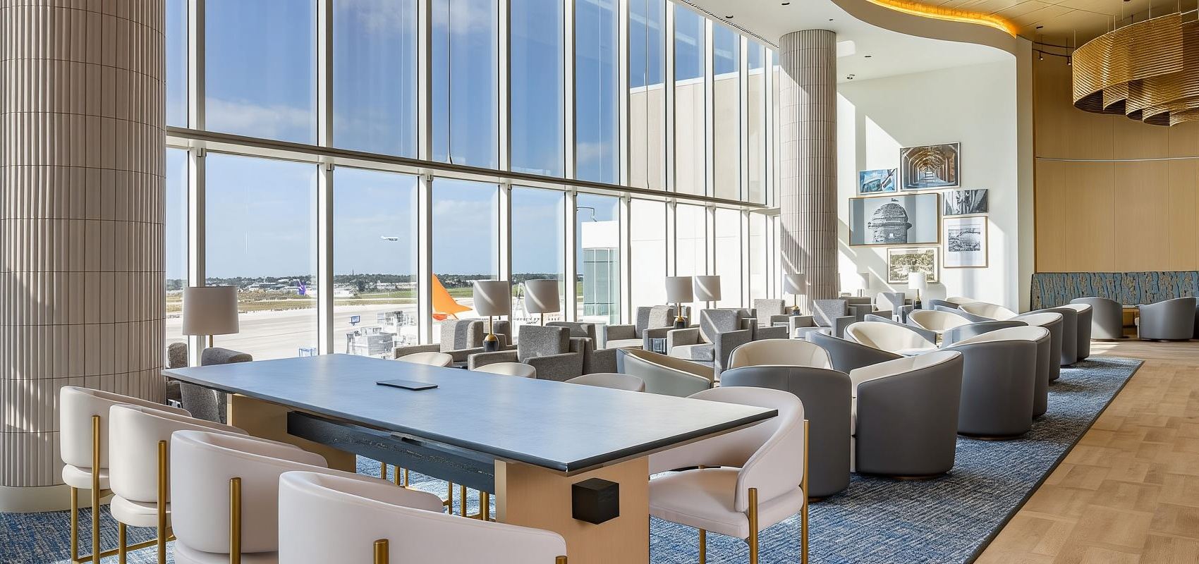 Salone VIP Plaza Premium Lounge all'aeroporto internazionale di Orlando