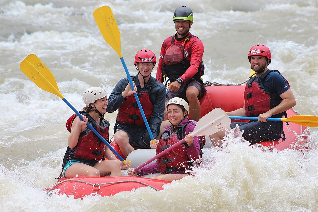 Whitewater Rafting Sarapiqui Class 3-4 from La Fortuna