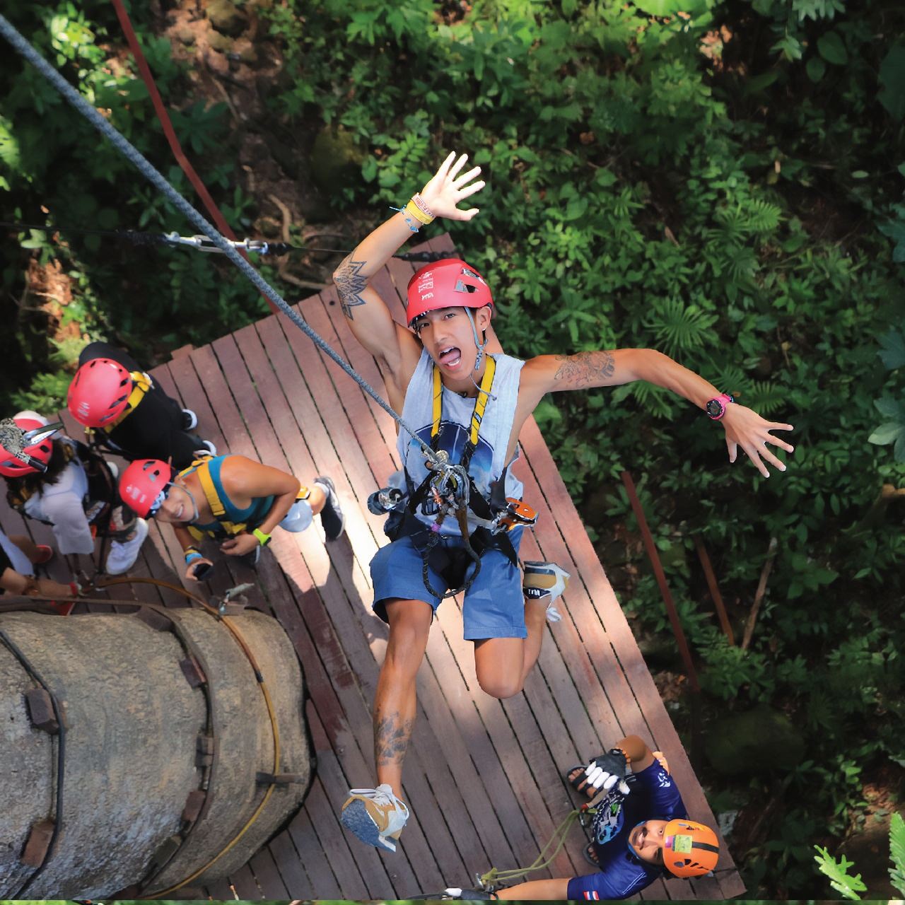 Esperienza avventurosa Hanuman World Jungle Leap Montagne russe Skywalk Hanuman World