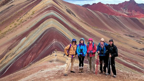 Cusco: Rainbow Mountain & Red Valley Premium Day Trip with Meals