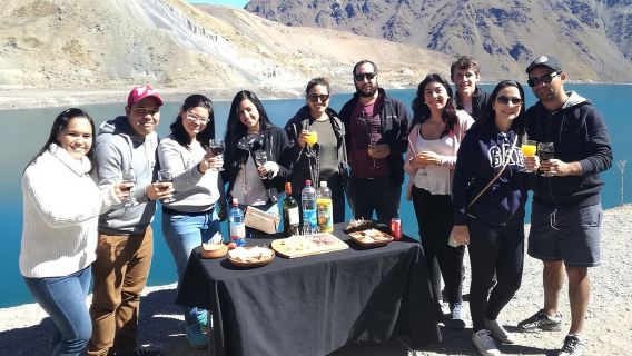 Full Day Trip to Cajón del Maipo Yeso Reservoir + Toast