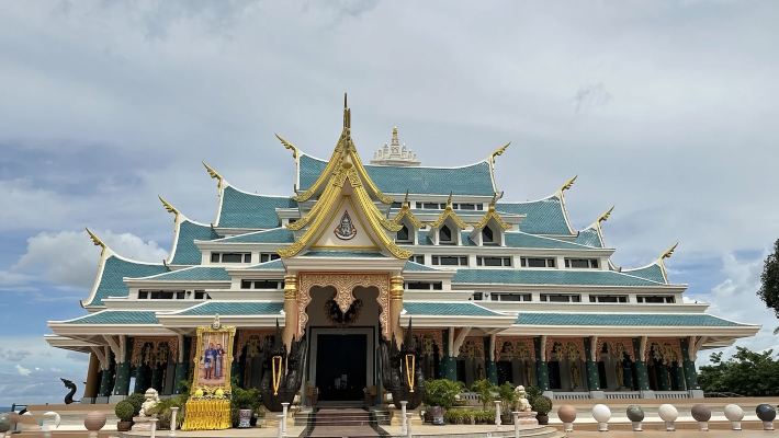 Excursión clásica de un día a Udon Thani, Ubon Ratchathani y Nong Khai