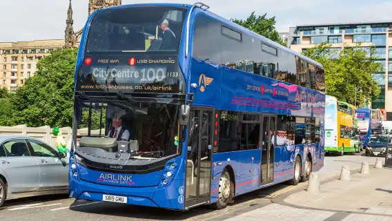 Edinburgh Airport: Bus Transfer